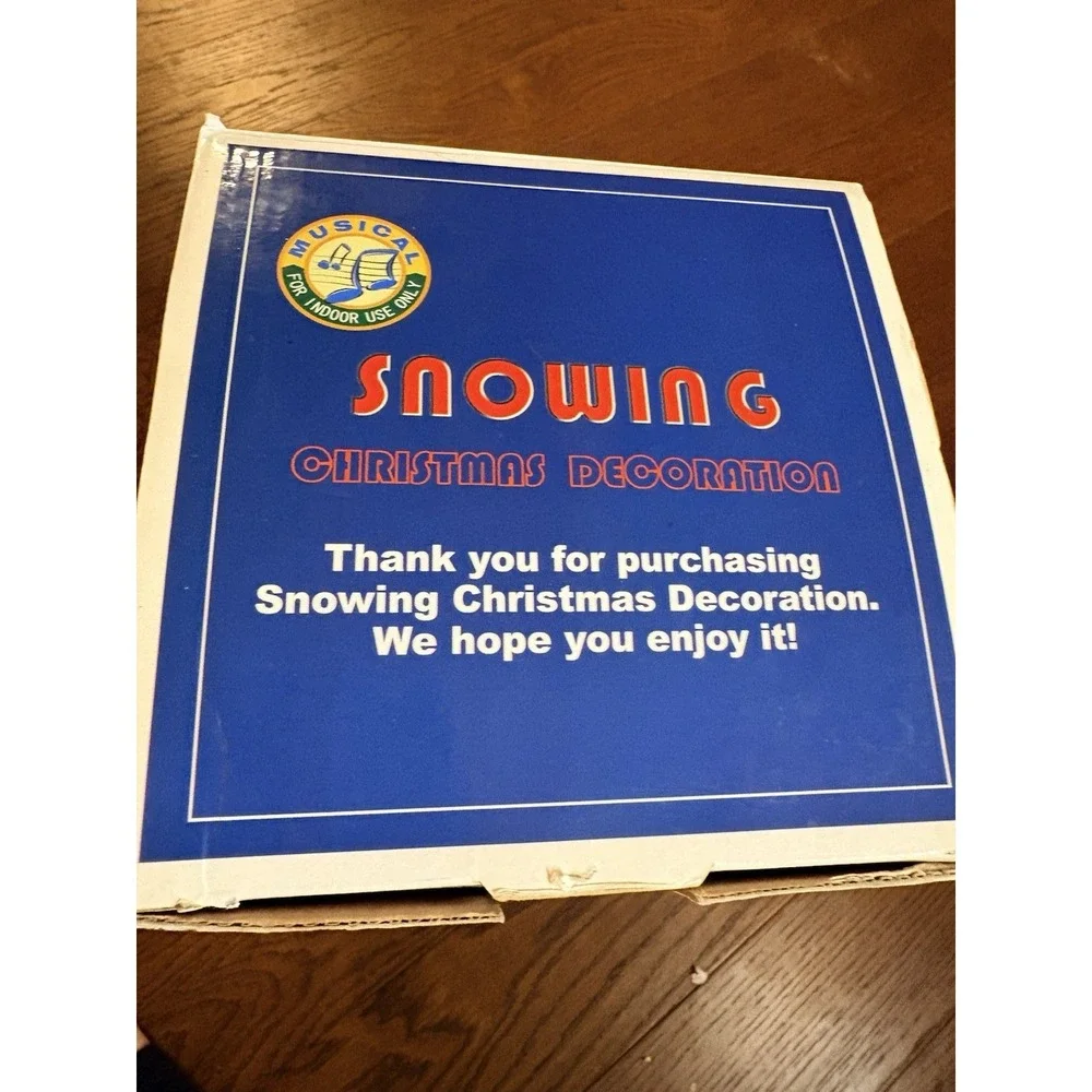 VINTAGE SNOWING MUSICAL CHRISTMAS HOLIDAY DECORATION Family Light Up Post Works